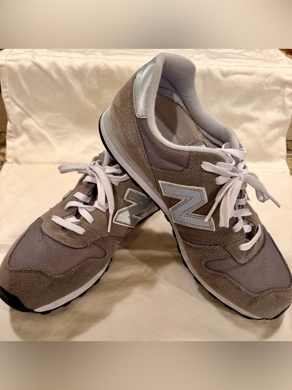 Men’s New Balance 373 Gray
